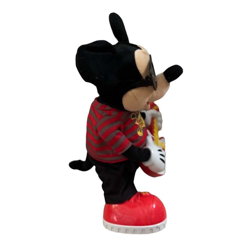 Fisher Price Disney’s Rock Star Mickey Mouse - Picture 2 of 16